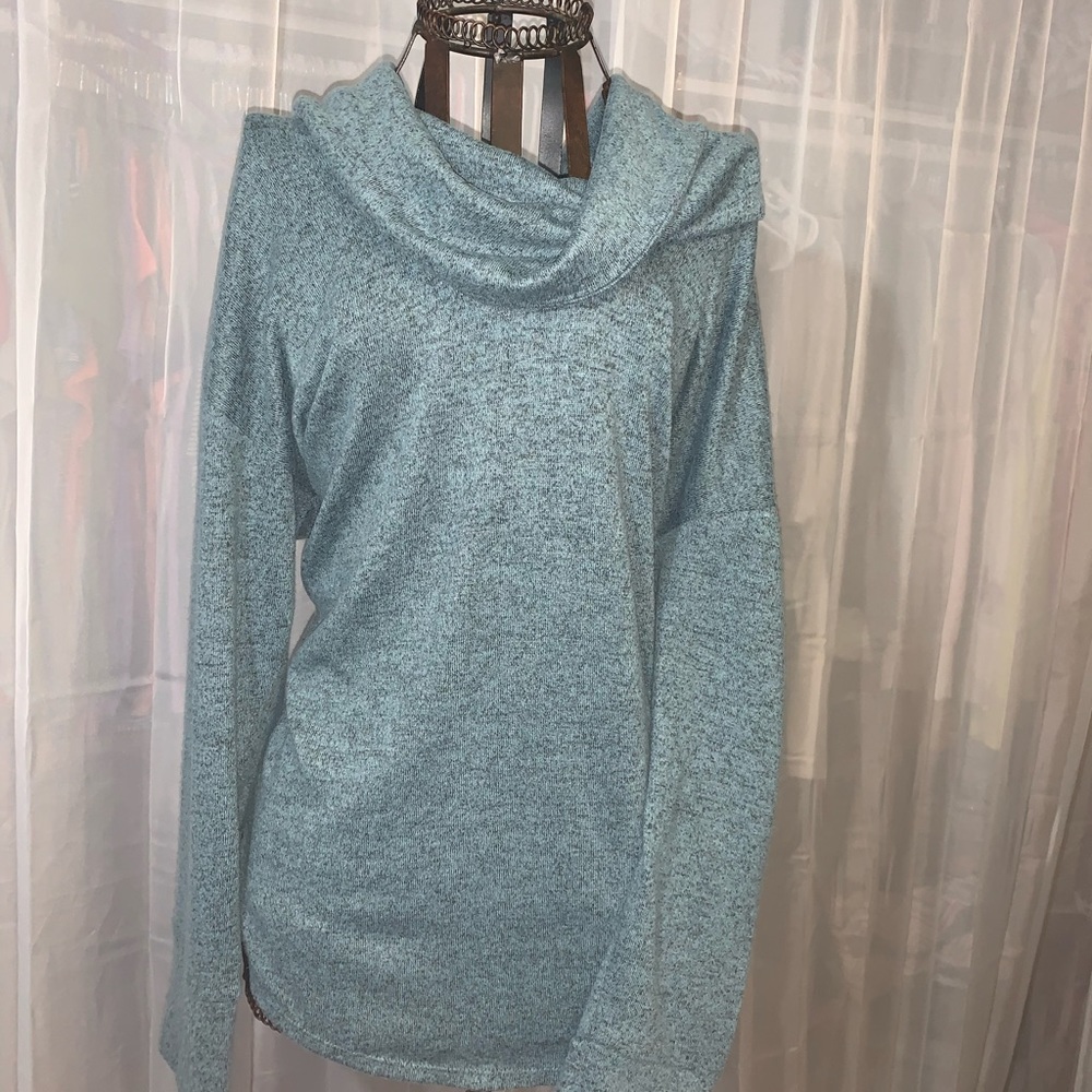 Women’s cowl neck